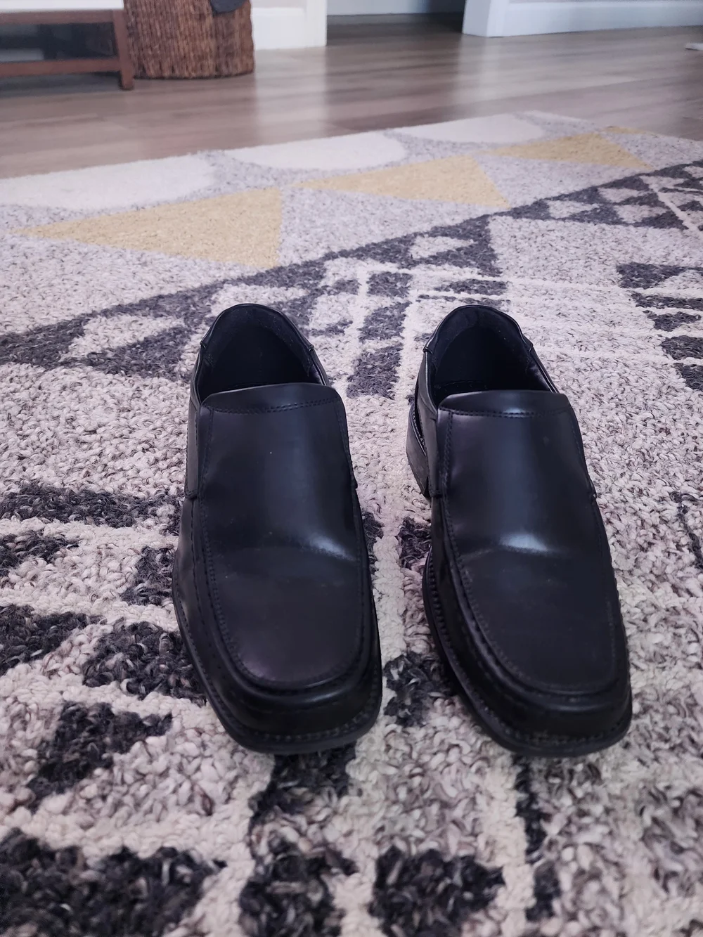 Robert David Black Leather Slip On Loafers Boys Dress Shoes Classic Comfort